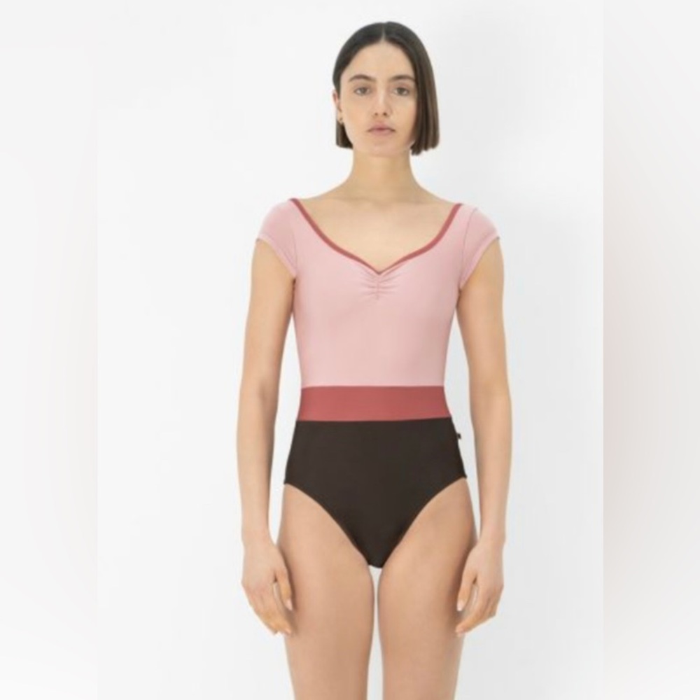 ISO: adult medium yumiko! Do not buy!!